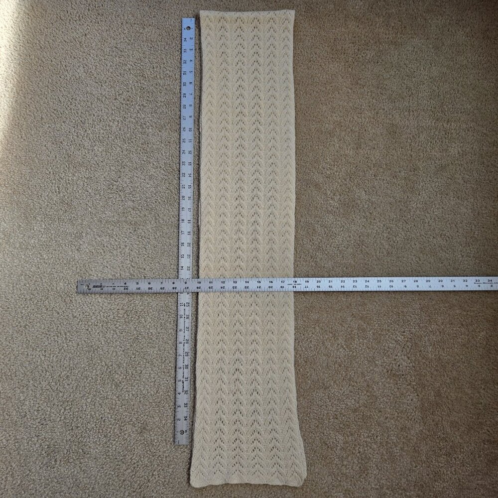 Cashmere Pointelle Scarf Ivory - Picture 12 of 12